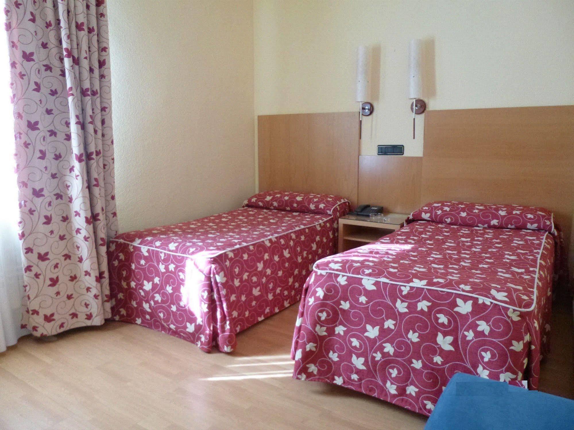 Hotel Alisa Лерма Экстерьер фото